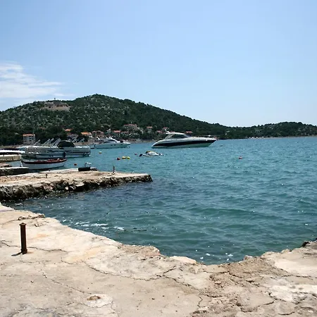 5141b Vodice